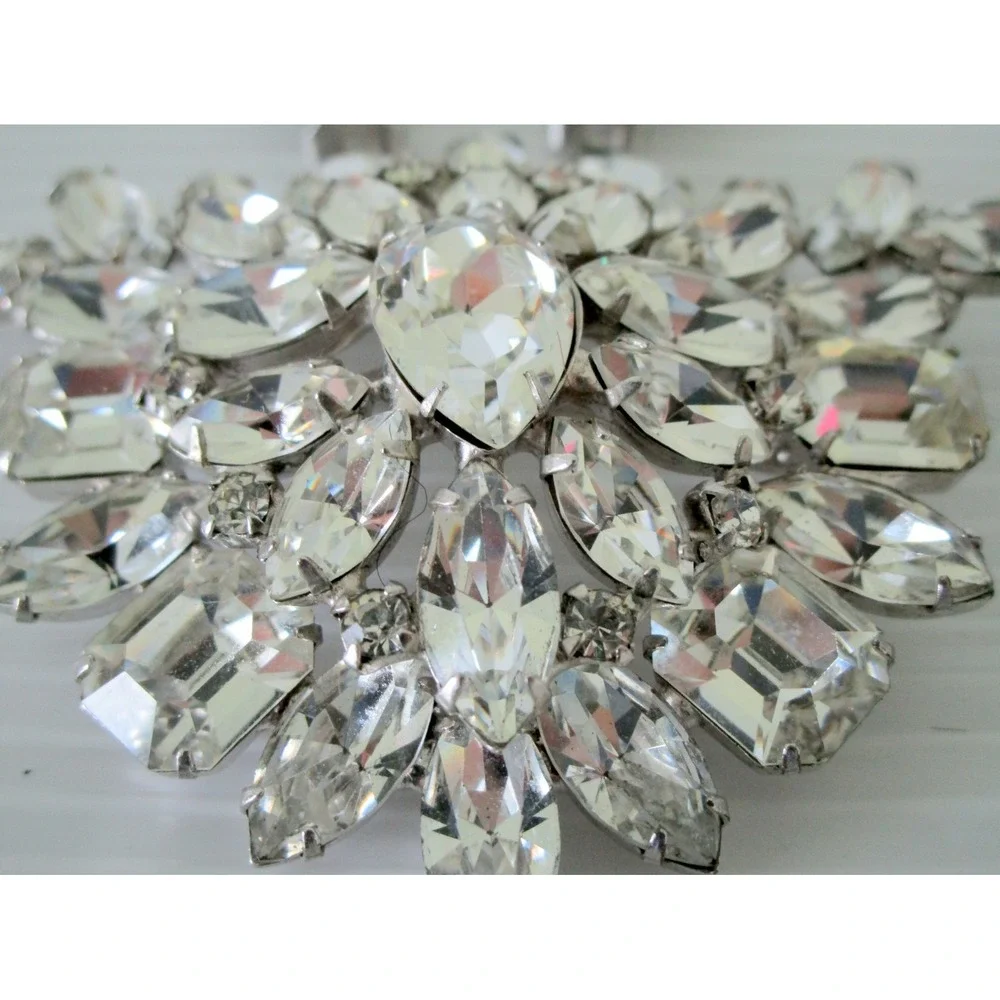 KRAMER Vintage Signed Rhinestone LARGE Brooch Pin 3.5